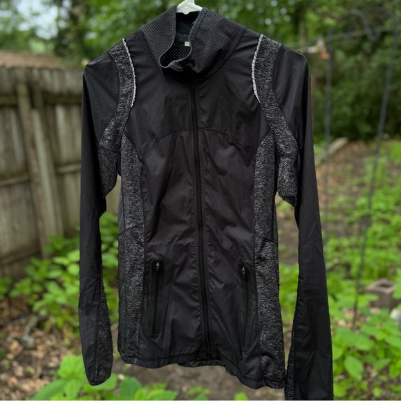Lululemon Run Featherweight Hybrid Running Active Jacket RARE - Picture 1 of 5